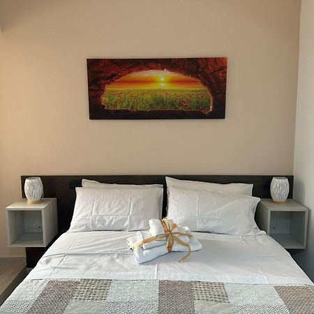 Kalgheros Luxury Rooms Agrigento Bagian luar foto