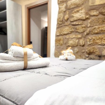 Kalgheros Luxury Rooms Agrigento Bagian luar foto