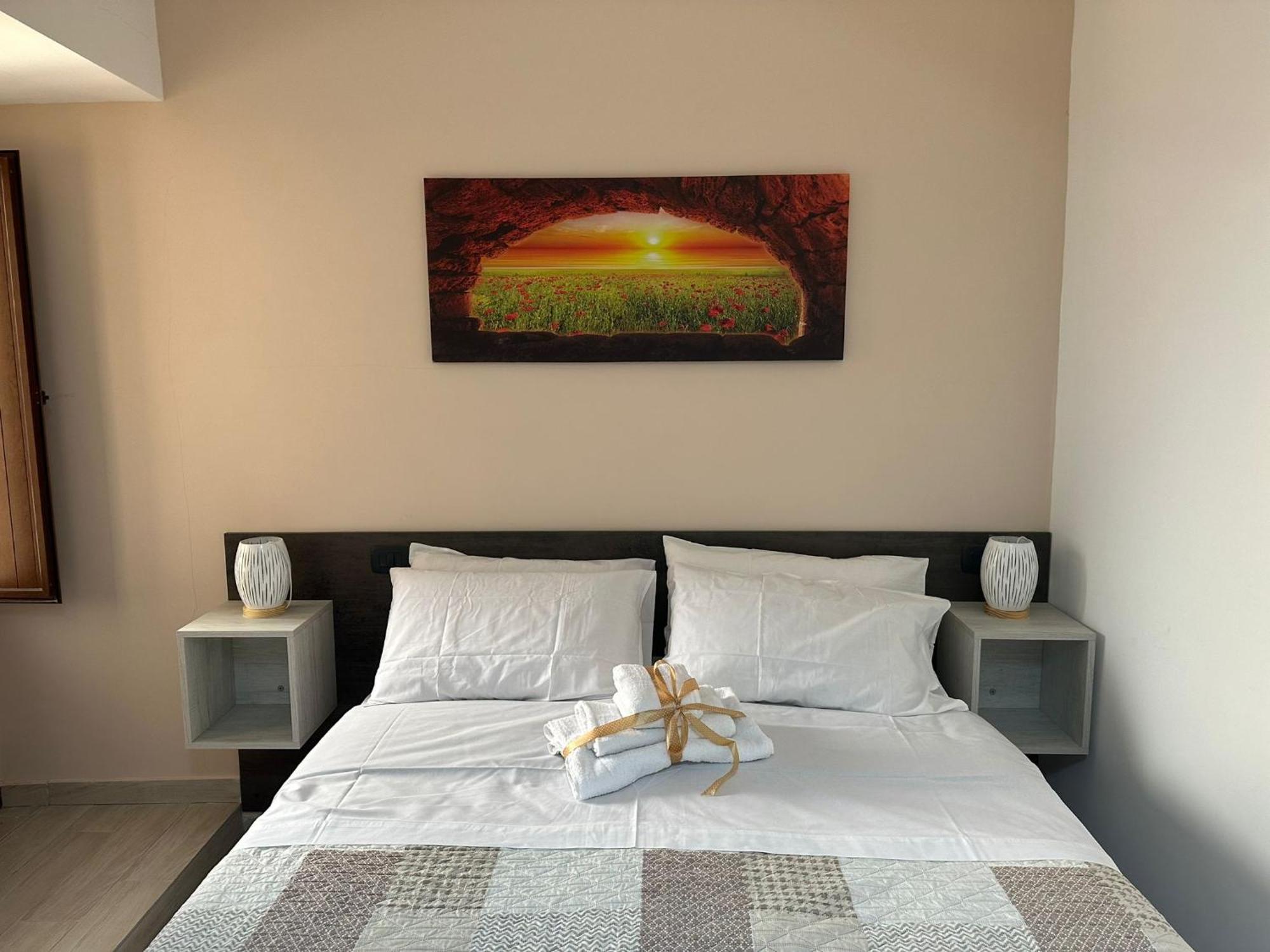 Kalgheros Luxury Rooms Agrigento Bagian luar foto